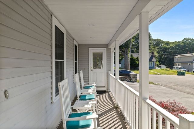 1 Lois Lane, Lynn, MA 01905