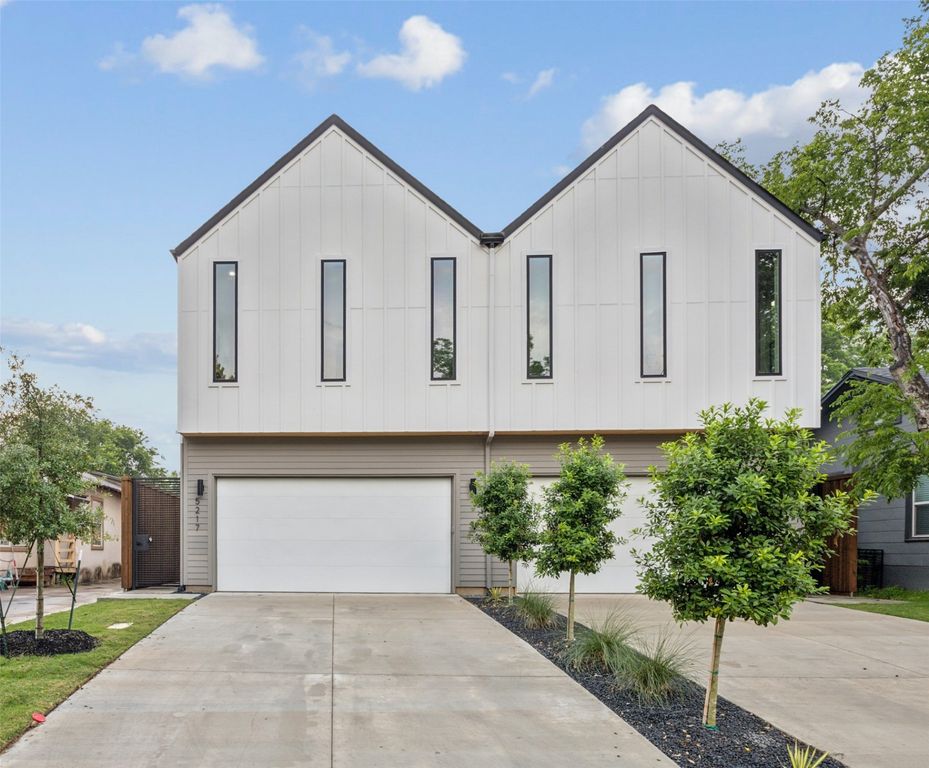 5217 Lindsley Avenue, Dallas, TX 75223