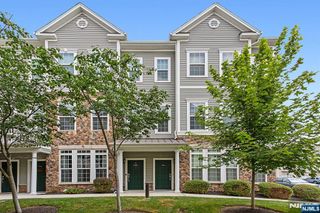 5 Dahlia Lane, Garfield, NJ 07026