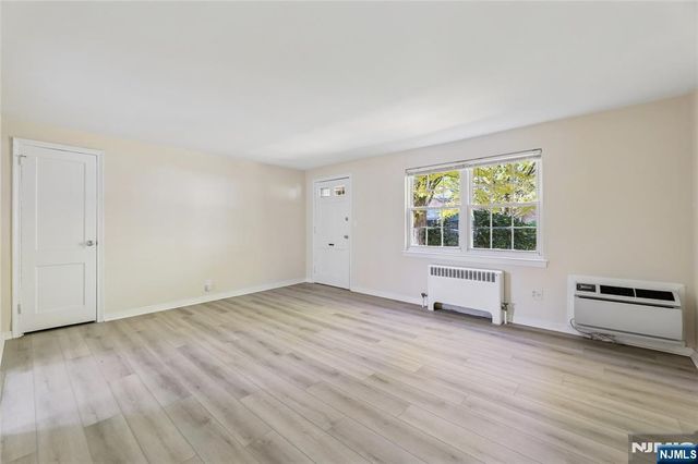 40 Clark Court 104, Rutherford, NJ 07070