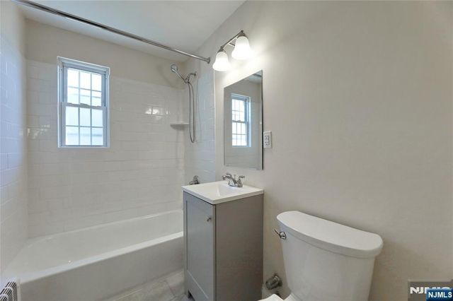 40 Clark Court 104, Rutherford, NJ 07070