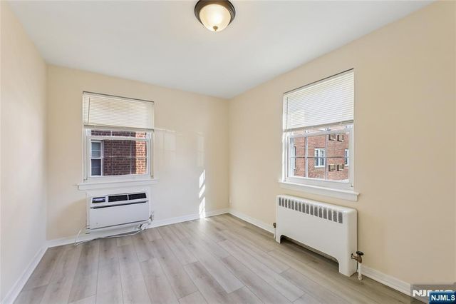 40 Clark Court 104, Rutherford, NJ 07070