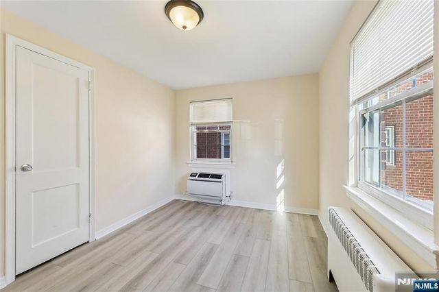 40 Clark Court 104, Rutherford, NJ 07070