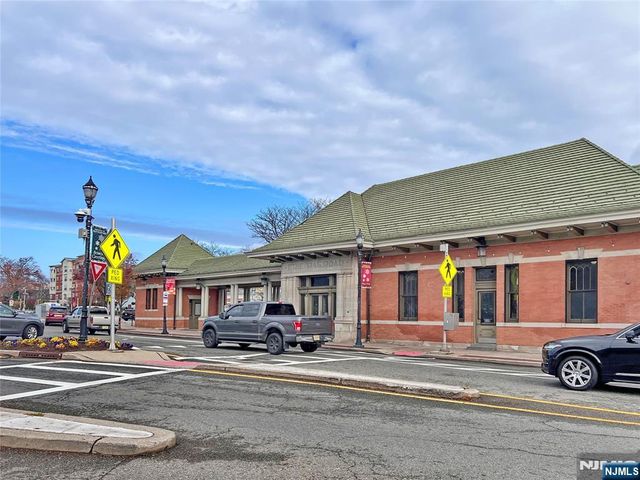 40 Clark Court 104, Rutherford, NJ 07070