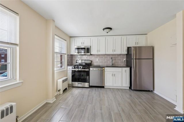 40 Clark Court 104, Rutherford, NJ 07070