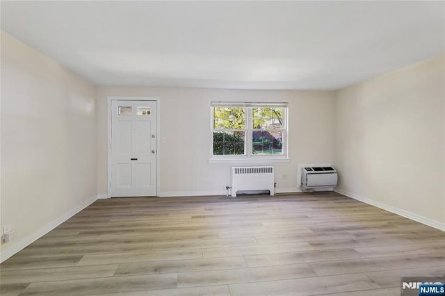 40 Clark Court 104, Rutherford, NJ 07070