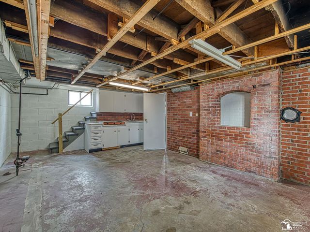 527 E Fifth Street, Monroe, MI 48161