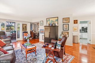 5902 MOUNT EAGLE DR #203, Alexandria, VA 22303