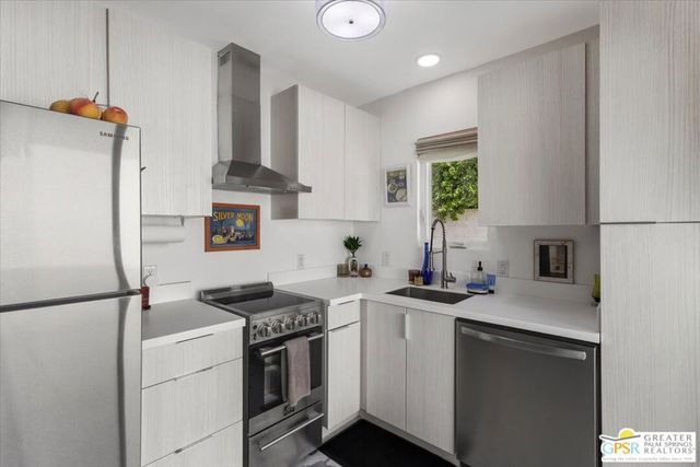 314 E Stevens Road 10, Palm Springs, CA 92262