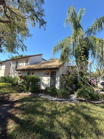 9719 N New River Canal Road 308, Plantation, FL 33324