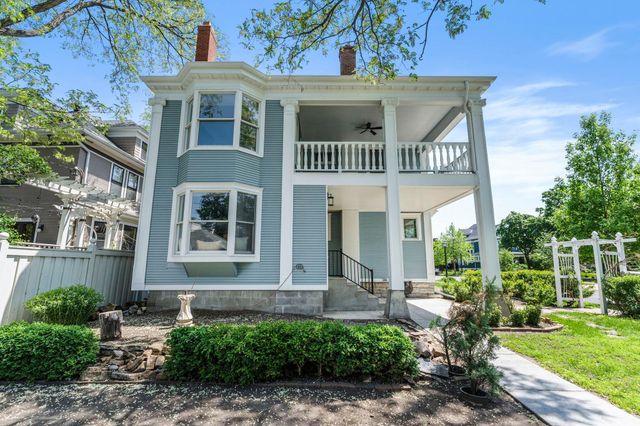2320 Humboldt Avenue S, Minneapolis, MN 55405