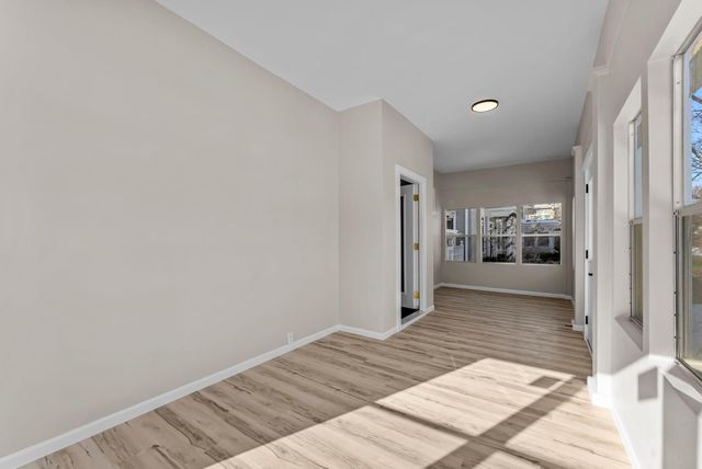 2320 Humboldt Avenue S, Minneapolis, MN 55405