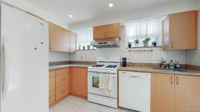 84-30 102nd Avenue, Ozone Park, NY 11416