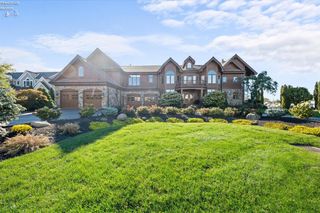 N 2888 Coho Drive, Port Clinton, OH 43452