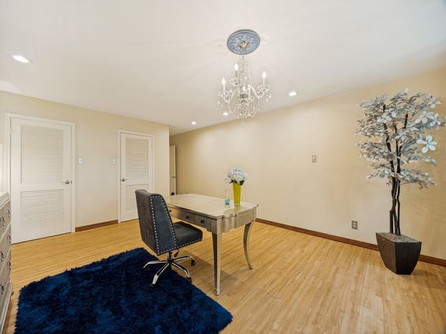 6230 Bandera Avenue C, Dallas, TX 75225