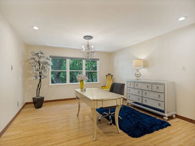 6230 Bandera Avenue C, Dallas, TX 75225