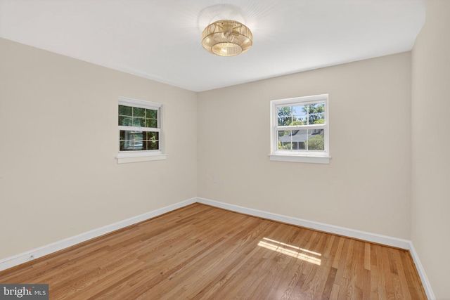 7128 PARKVIEW AVE, Falls Church, VA 22042
