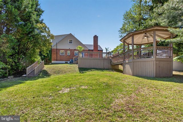 7128 PARKVIEW AVE, Falls Church, VA 22042