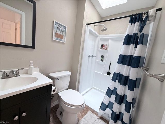 1528 Jameson DR, Virginia Beach, VA 23464