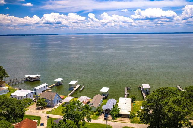 133 Panther, Onalaska, TX 77360