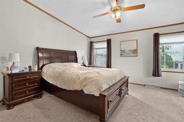 5289 Pine Arbor Ridge, Kalamazoo, MI 49004