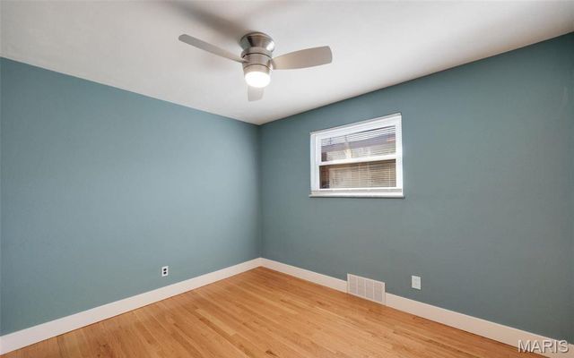 713 Avenue H, St Louis, MO 63125