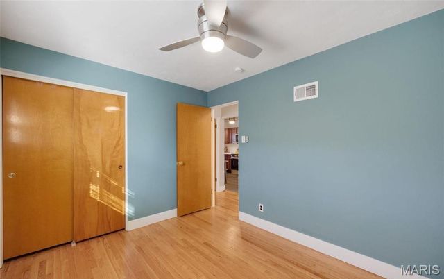 713 Avenue H, St Louis, MO 63125