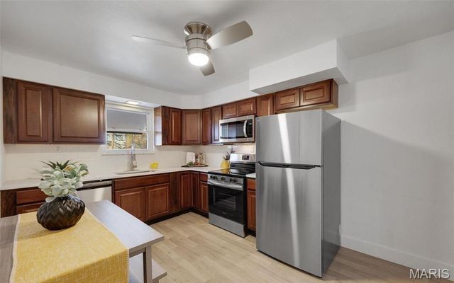 713 Avenue H, St Louis, MO 63125