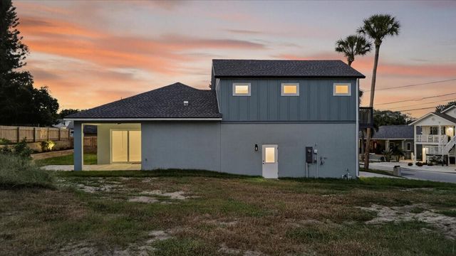 207 ATHENS STREET, Tarpon Springs, FL 34689