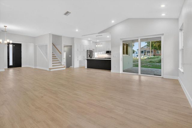 207 ATHENS STREET, Tarpon Springs, FL 34689