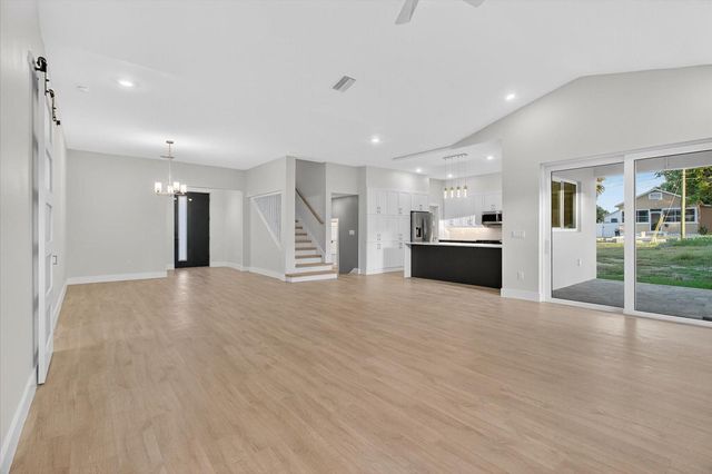 207 ATHENS STREET, Tarpon Springs, FL 34689
