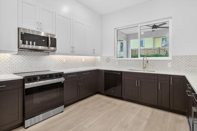 207 ATHENS STREET, Tarpon Springs, FL 34689