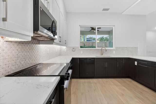207 ATHENS STREET, Tarpon Springs, FL 34689