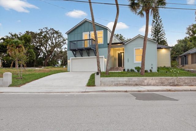 207 ATHENS STREET, Tarpon Springs, FL 34689