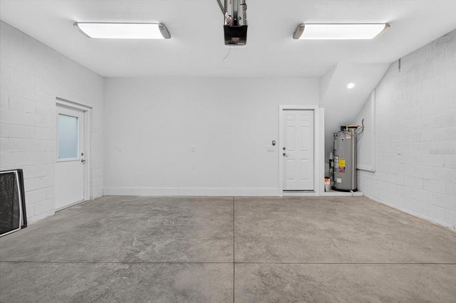 207 ATHENS STREET, Tarpon Springs, FL 34689