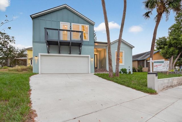 207 ATHENS STREET, Tarpon Springs, FL 34689