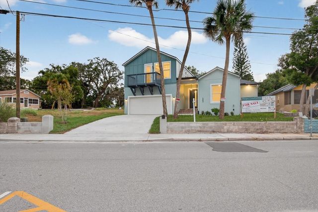 207 ATHENS STREET, Tarpon Springs, FL 34689