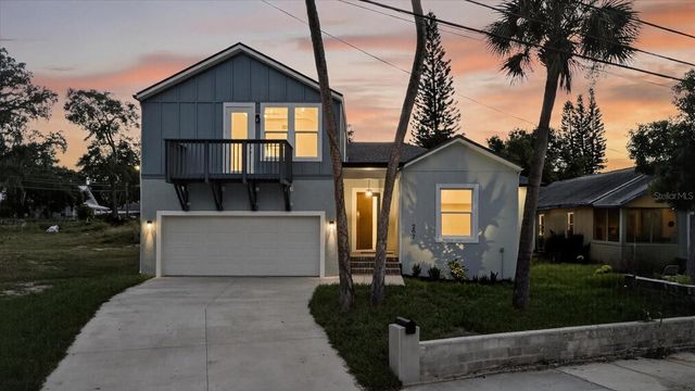 207 ATHENS STREET, Tarpon Springs, FL 34689