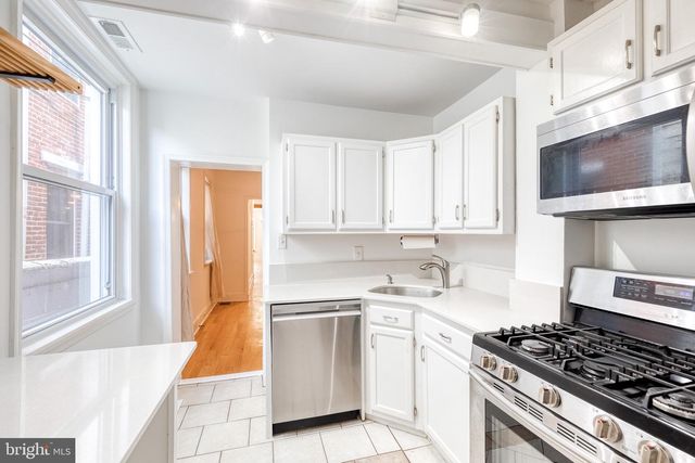 920 S ELLWOOD AVE, Baltimore, MD 21224