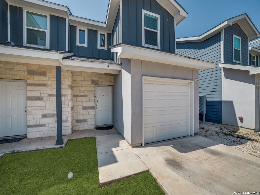 6918 CRESTWAY RD, San Antonio, TX 78239