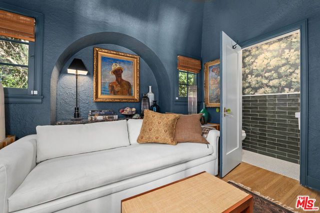 1224 Oberlin Drive, Glendale, CA 91205
