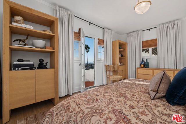 1224 Oberlin Drive, Glendale, CA 91205