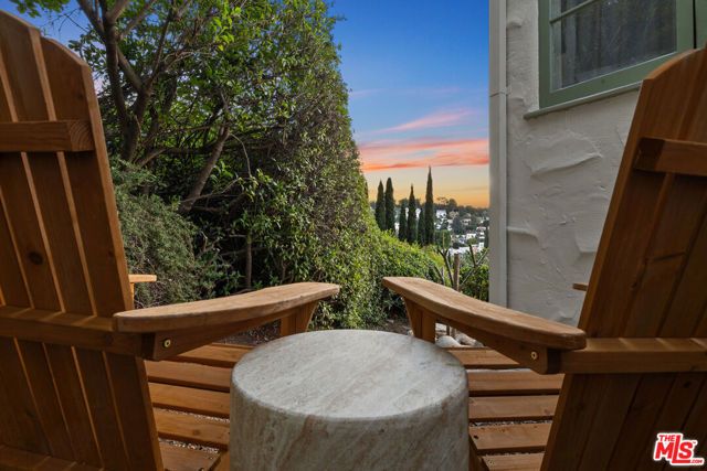 1224 Oberlin Drive, Glendale, CA 91205