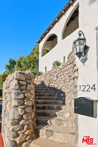 1224 Oberlin Drive, Glendale, CA 91205