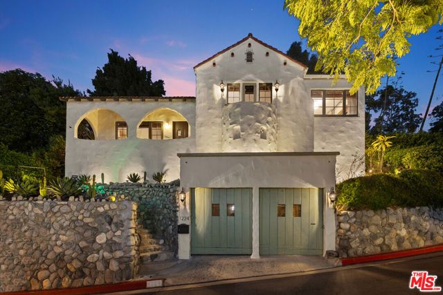 1224 Oberlin Drive, Glendale, CA 91205