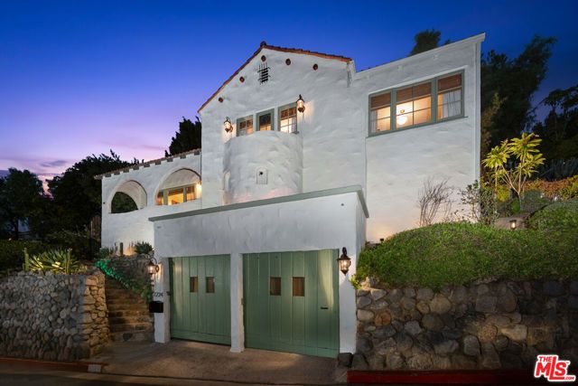 1224 Oberlin Drive, Glendale, CA 91205