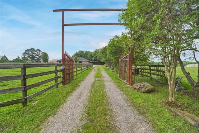 27020 Fm 902, Collinsville, TX 76233