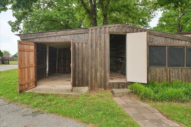 27020 Fm 902, Collinsville, TX 76233