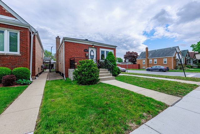 5557 S Kildare Avenue, Chicago, IL 60629