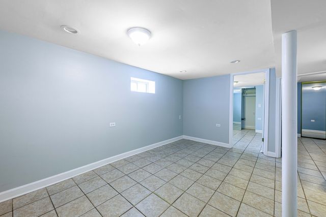 5557 S Kildare Avenue, Chicago, IL 60629